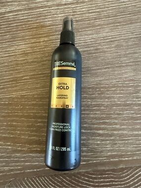 NWT TRESemmé Extra Hold Layering Hairspray, Professional Moisture Lock